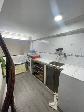 Phố  hàng cháo 5 tầng, 3 ngủ, 2 vệ sinh chỉ 7 triệu có tl 6894911