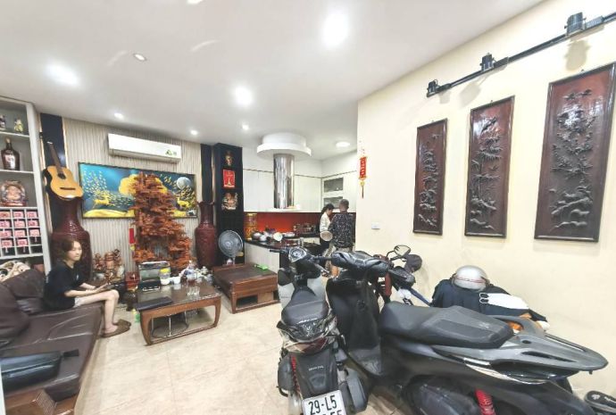 Hàng xóm ngoại giao đoàn  xuân đỉnh 56m 5 tầng nhỉnh 8 tỷ 6894978