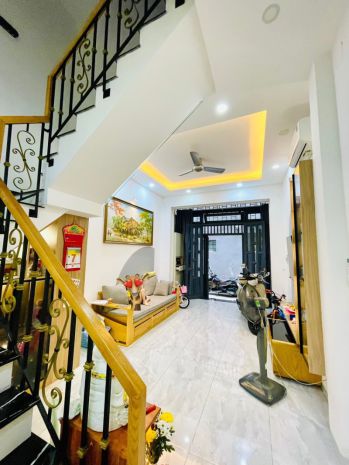 Khu phan xích long - 4 tầng vuông vức - full nội thất - 6896150