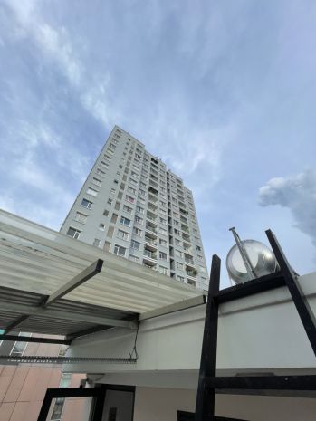 Khu phan xích long - 4 tầng vuông vức - full nội thất - 6896153