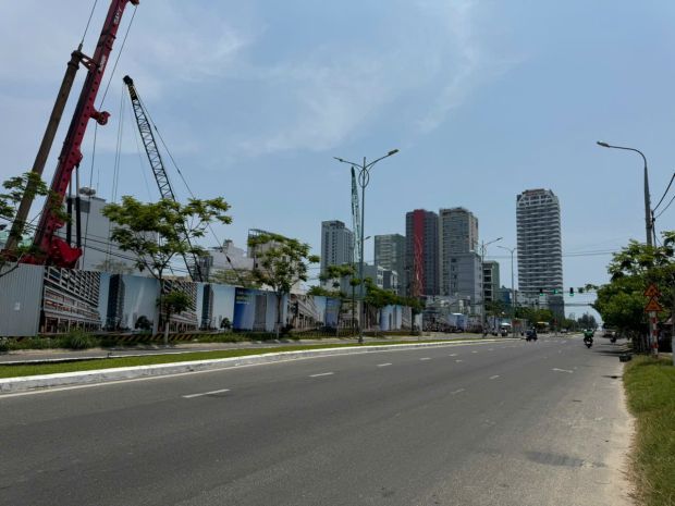 - nhà 3 tầng, đường trần đức thông, sơn trà, sát 2 tòa căn 6897243