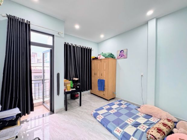 Chỉ nhỉnh 4 tỷ xíu -- có ngay nhà vị trí đẹp hẻm thông - 6897517