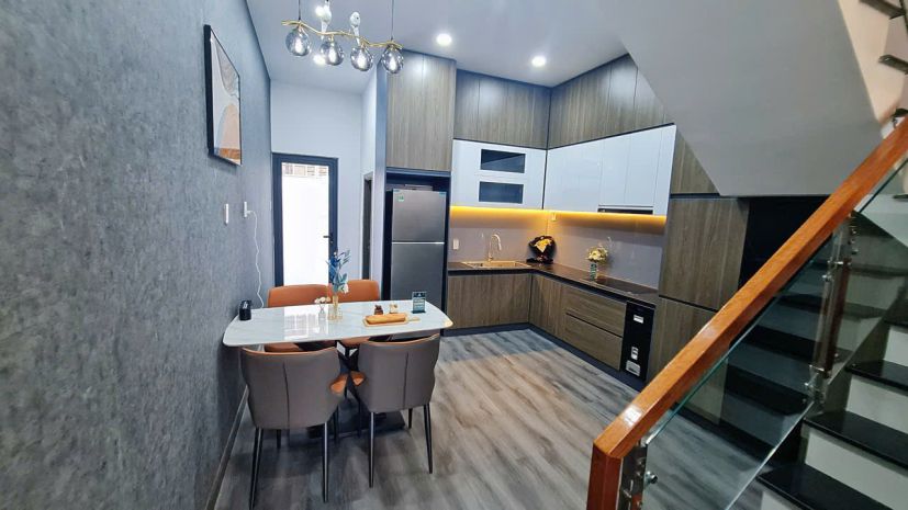 Nhà phố kcn phước đông sổ sẵn sang tên ngay  vy kah 6898238