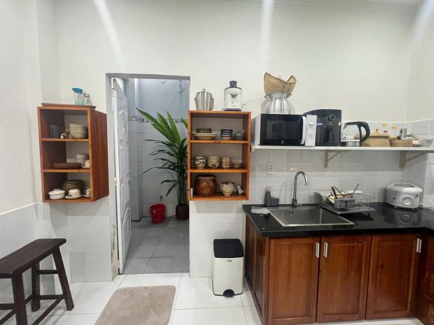 Cho thuê nhà đẹp khu qđ4, gần chợ 26, full nội thất chỉ 6898380