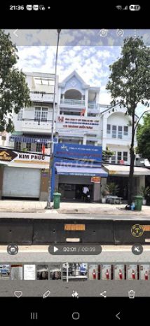 Cho thuê nhà nguyên căn, mặt tiền  đối diện ubnd phường 6898478