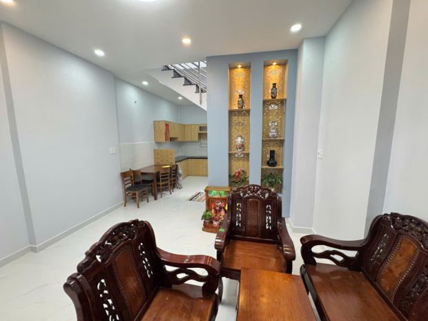 Nhà mới ở ngay trần văn ơn tân sơn nhì ngay chợ gần mặt 6898904