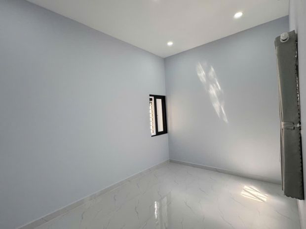 Nhà mới ở ngay trần văn ơn tân sơn nhì ngay chợ gần mặt 6898905