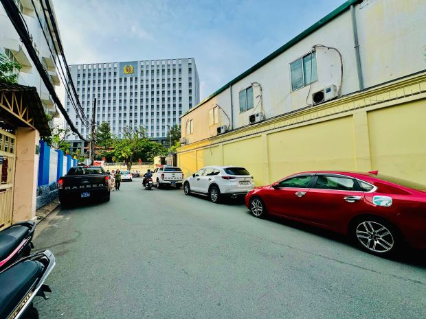 Bán nhà nguyễn trãi quận 1 , 4 lầu , 105m2
 ngang 6,5 chỉ 6899286