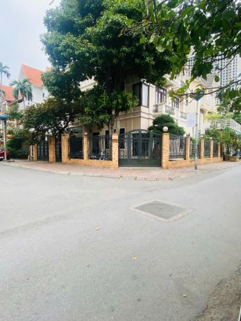 Liền kề văn quán  mặt chợ siêu kinh doanh  không bao giờ 6899707
