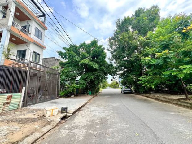 Bán đất tặng nhà đường 7m5 trần quang long, hòa minh, liên 6901558