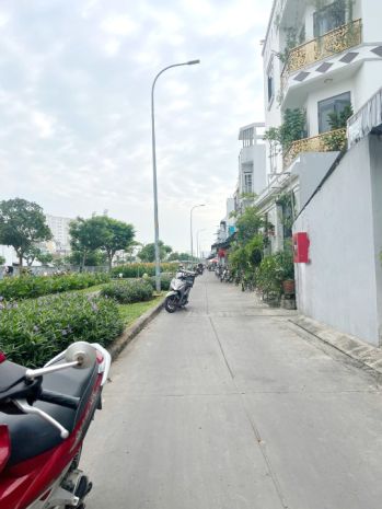 Nhà góc cấp 4 mặt tiền ụ cây p10 q8, giá 5.1 tỷ 6902028