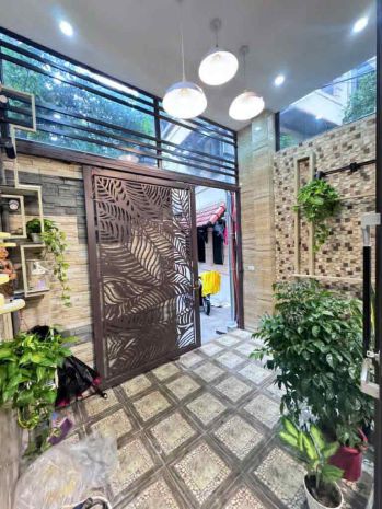 Bán nhà nguyễn văn cừ 52 m2 x5tầng- xe tải 3 tấn vào tận 6902086