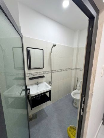 Nhà 4 tầng mới xây gần mặt tiền phạm thế hiển p6 q8 6902411