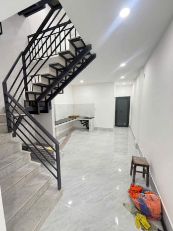 Thuê nhà nguyên căn tân bình- lý thường kiệt  4 phòng ngủ 6902711