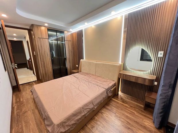Nhỉnh 8 tỷ tại phố trạm, có căn nào tốt hơn, 48m2, 6 phòng 6902831