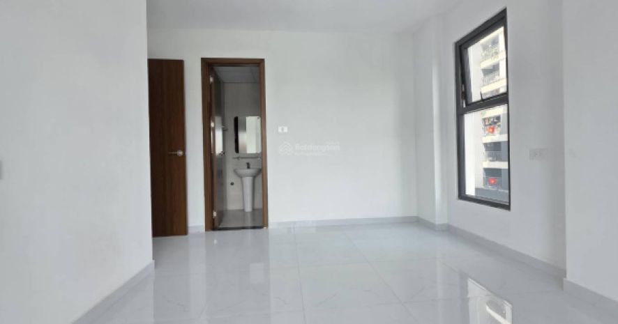 Cần bán căn 67 m2 tầng trung blu star - trâu quỳ, giá 67 6902911