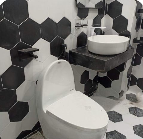 Mình cho thuê nhà mới, căn góc, 111m2_ 5t vỉa hè, tôn đức 6903170