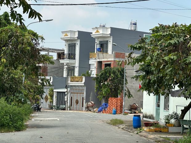 Bán đất đông hòa,chỉ 1 lô duy nhất,đường nhựa 10m thông tứ 6903316