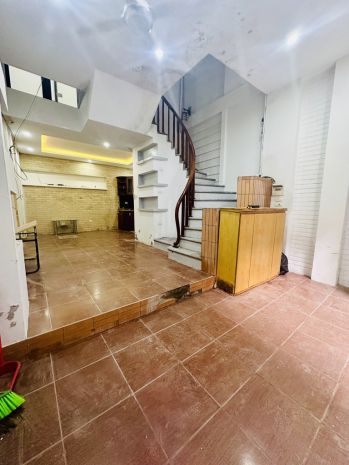 Bán nhà bằng b, hoàng mai, 5m ô tô, gần phố, 41m2, 9 tỷctl 6903990