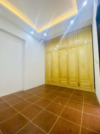 Bán nhà bằng b, hoàng mai, 5m ô tô, gần phố, 41m2, 9 tỷctl 6903992