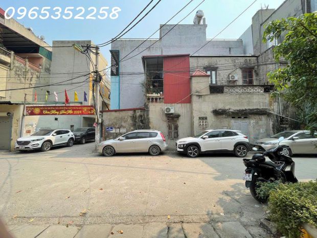 Miếng đất phân lô đường hai ô tô tránh  lô góc hai mặt ô 6904014