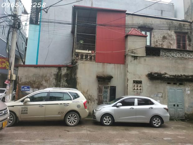 Miếng đất phân lô đường hai ô tô tránh  lô góc hai mặt ô 6904015