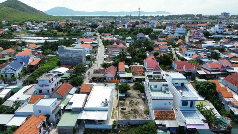 Bán lô đất view vịnh hòn khói, gần bãi tắm dốc lết giá cực 6904089