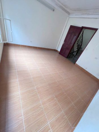 Cho thuê nhà nguyên căn phố hào nam - 30m ra mặt phố 5 tầng 6906861