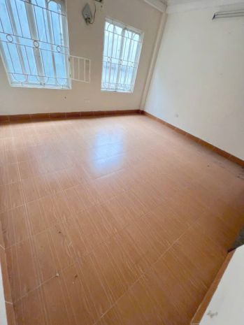 Cho thuê nhà nguyên căn phố hào nam - 30m ra mặt phố 5 tầng 6906862