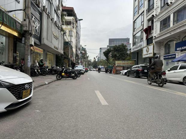 Hàng hiếm trung tâm đống đa  nhà đẹp 8 tầng có thang 6906871