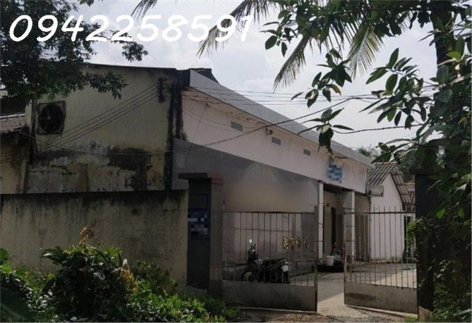 Cho thuê xưởng 3335m3 giá 60trtháng, tặng 1 năm tiền thuê 6907422