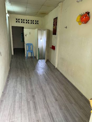 Trung tâm quận 10 - hẻm thông 3 tháng 2 - nhà 2 tầng đang 6907623