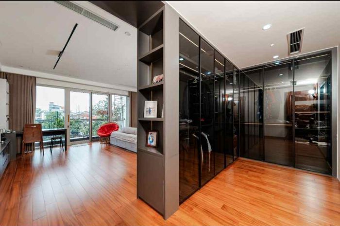 Siêu phẩm mặt hồ bồ đề, 100m x 7 tầng, mặt tiền 5.8m, thang 6907956