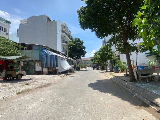 Đất xây nhà hoặc chdv  thảo điền, quận 2 ,  vị trí đẹp 6908234