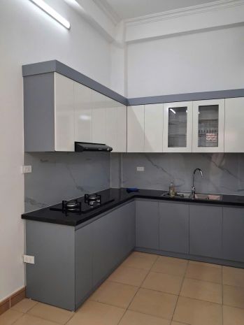 Cần bán gấp nhà 2 tầng rưỡi  giá chỉ hơn 5 tỷ tại thanh 6908965