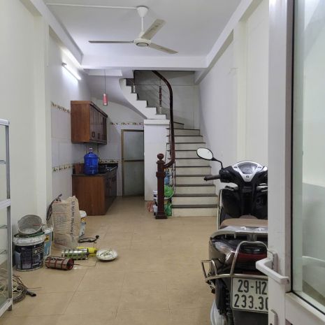 Cho thuê nhà ngõ 18 định công thượng, 30m² x 5 tầng,  11 6909617
