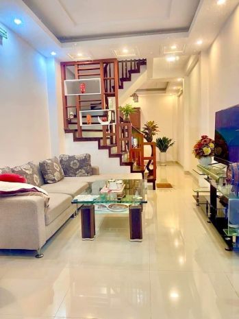 Bán nhà đông ngạc - dt40m2 - 5 tầng - giá 6.8 tỷ - ngõ ô tô 6909889