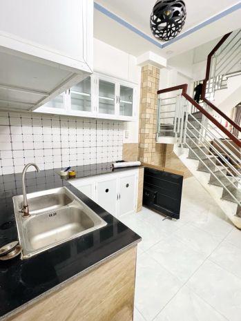 Bán nhà 30m2 ni sư huỳnh liên sổ vuông nhỉnh 3 tỷ 6910021