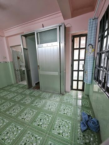 Sát mặt tiền xe hơi vip q4 tân vĩnh 
đúc bê tông 4 tấm có 6910091