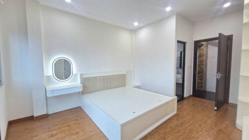 Bán nhà đep trịnh văn bô- phương canh 7 tầng thang máy full 6910958