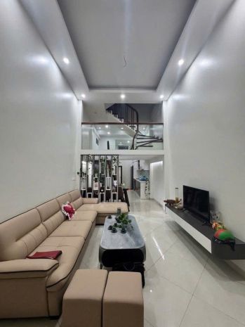 Nhà pháo đài láng mới thang máy 33m 6t 8.7 tỷ 6911852