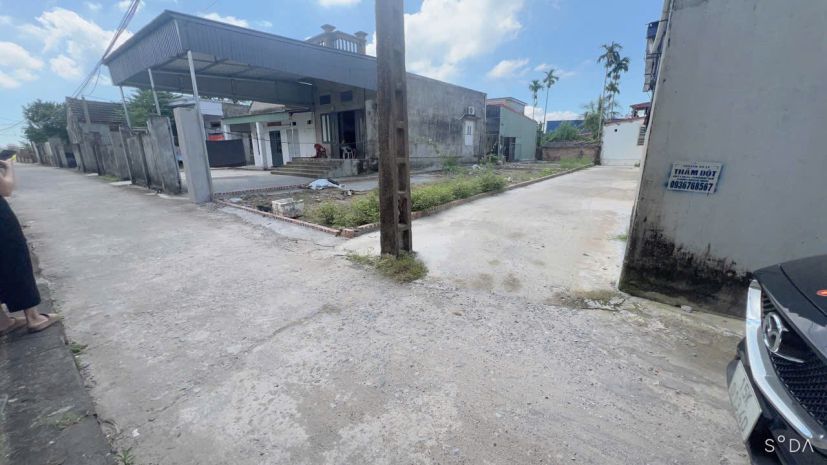 Lô góc cực hiếm hữu bằng  ô tô vào tận đất, giá chỉ 1,2xx 6912252