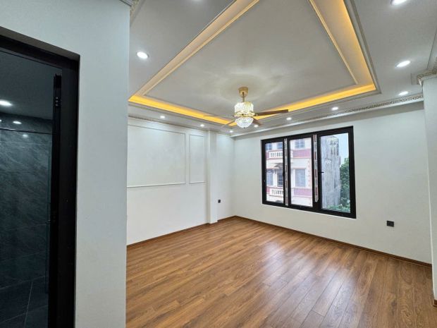 Bán nhà mặt phố thanh am  nở hậu  thang máy  kinh doanh 6912636