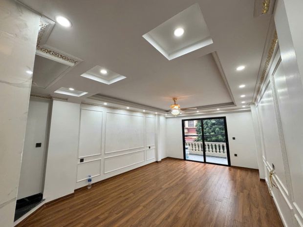 Bán nhà mặt phố thanh am  nở hậu  thang máy  kinh doanh 6912640