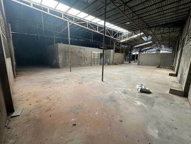 Cho thuê nhà xưởng 1.500m² mặt tiền đường nguyễn văn bứa 6912826
