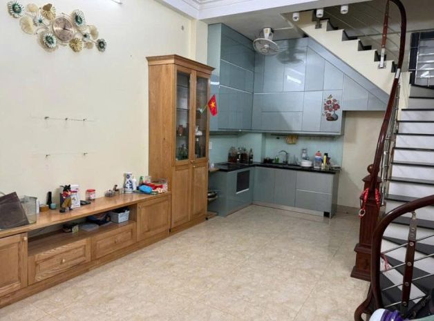 **chính chủ cần cho thuê căn nhà  tại số 2 ngõ 94 - phố ô 6913560