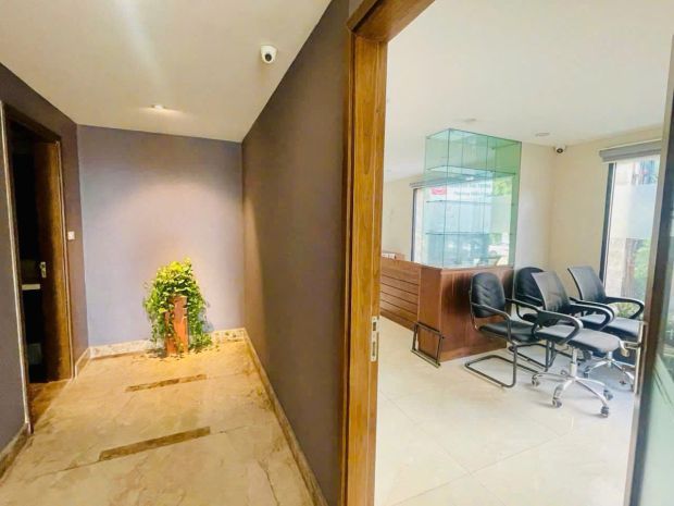 Cho thuê văn phòng view hồ  không gian làm việc lý tưởng 6917225