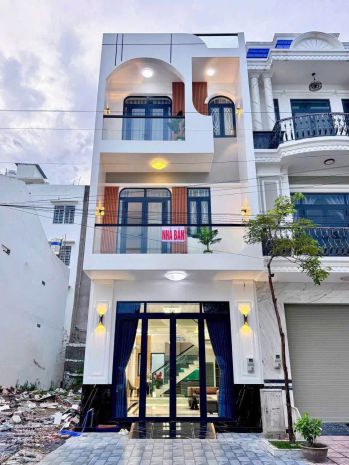 Bán nhà 3 tầng có sỏ hồng riêng cần bán gấp thủ dầu một 6919068