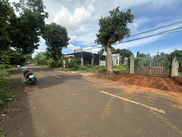 Bán đất mặt tiền đường nhựa số 45  trung tâm xã hòa 6919842