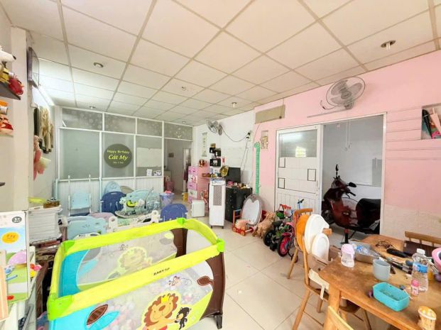 Bán nhà mặt tiền quảng hiền, phường 11,tân bình 7,5*18 6920178